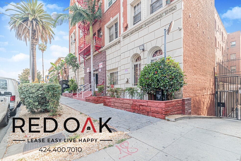 454 S Catalina St unit 210, Los Angeles, CA 90020 - photo 1