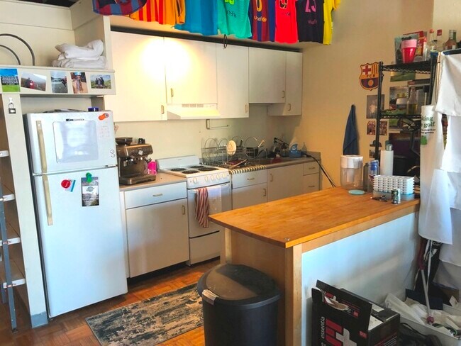 51 Brookline Ave unit 207, Boston, MA 02215 - photo 2