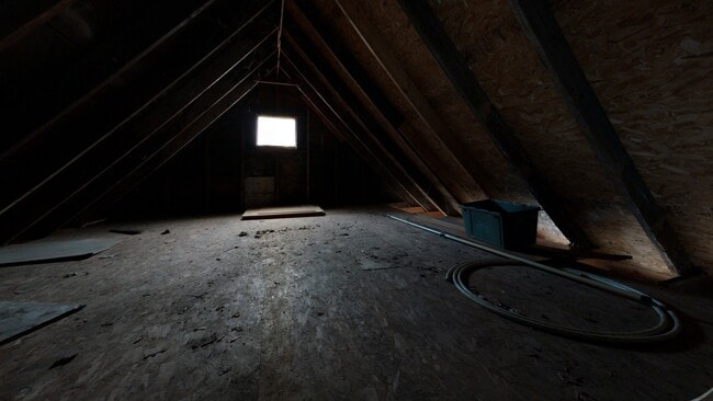 6310 Duncan St, Taylor, MI 48180 - photo 2