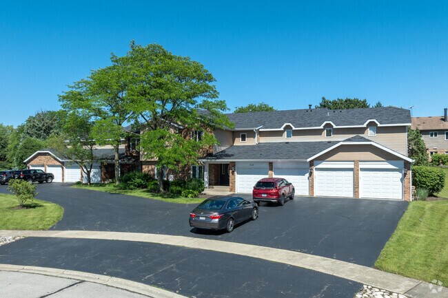 Townhomes are a great option in Cress Creek, and are well maintained.