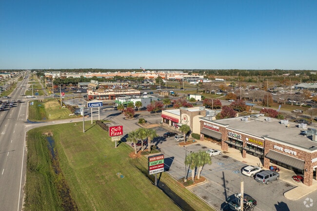 Foley and all it's shop[ping and dining is a straight shot South down Hwy 59 from Loxley.