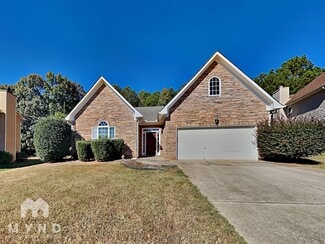 9033 Aldbury Dr, Locust Grove, GA 30248