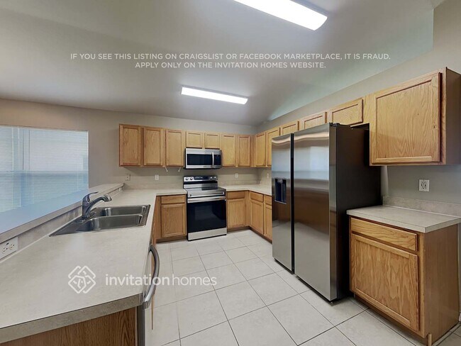 5316 Braddock Dr, Zephyrhills, FL 33541 - photo 7