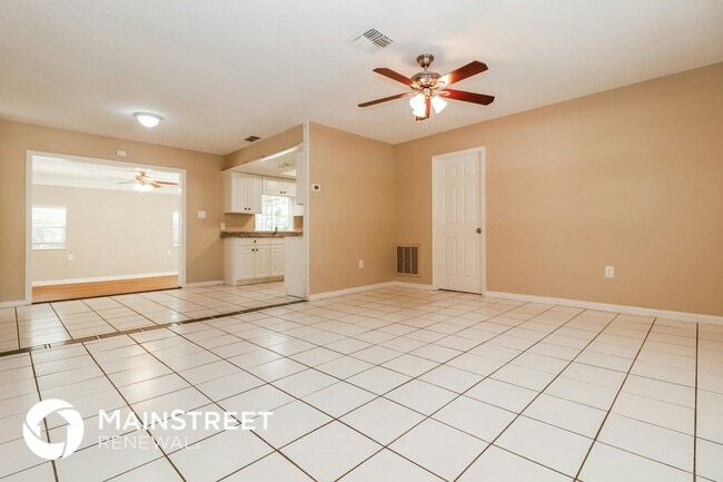 9154 Swiss Rd, Spring Hill, FL 34606 - photo 3