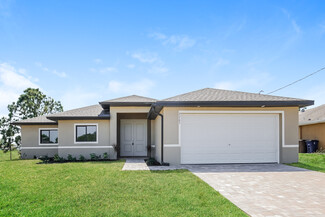 2705 40th St SW, Lehigh Acres, FL 33976
