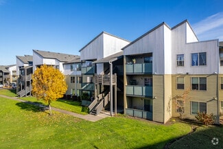 230 SE Edgeway Dr, Hillsboro, OR 97006