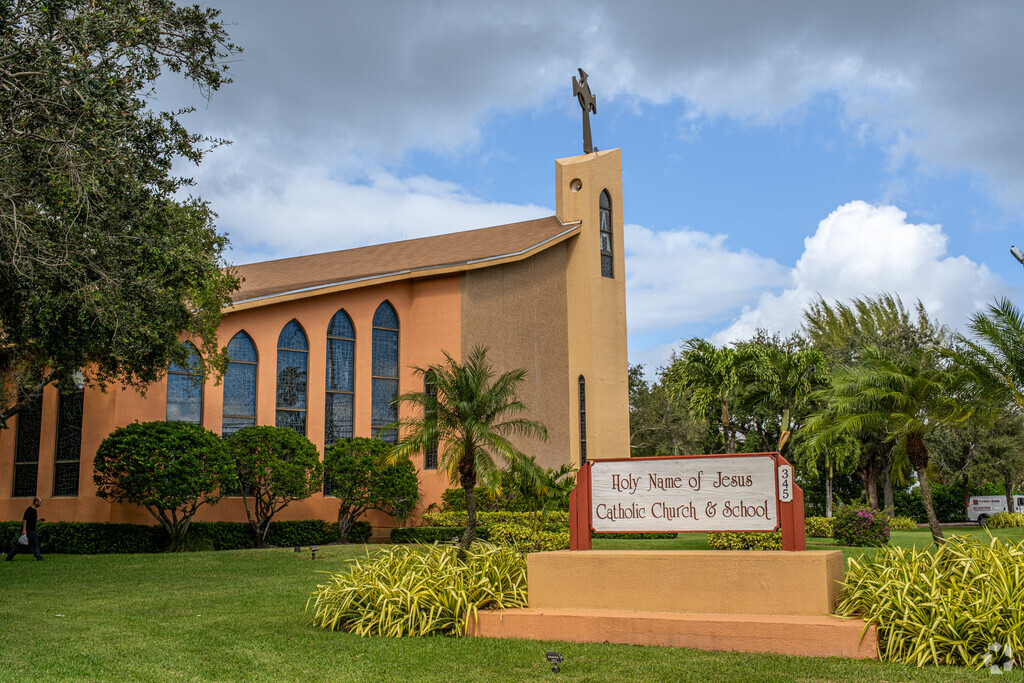 Holy Name Of Jesus provides education in the neighborhood of 
Canongate.