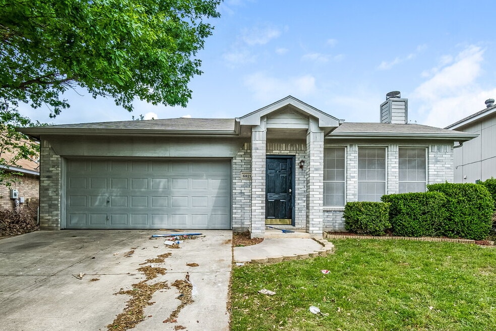 6821 Prairie Hill Rd N, Fort Worth, TX 76131 - photo 1