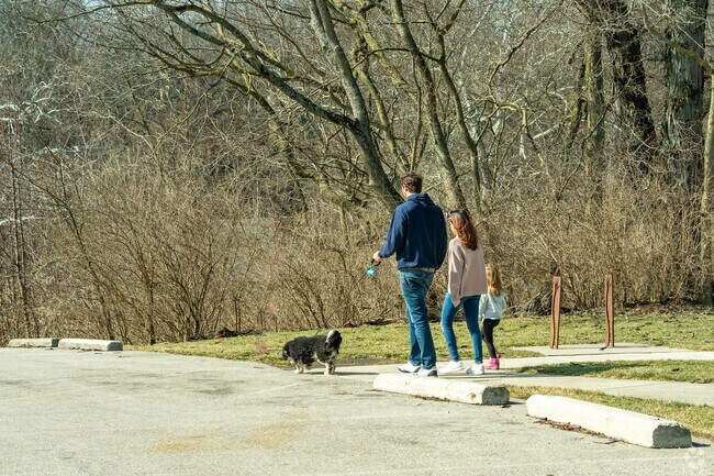 Scioto Park situated on the bank of the Scioto River near Foxboro is a nice place for a walk.