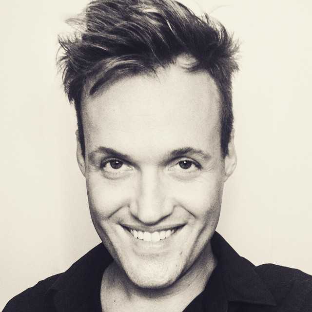 Agent Photo