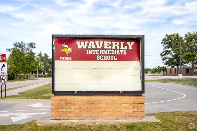 Waverly Intermediate School offers a Gifted & Talented program.