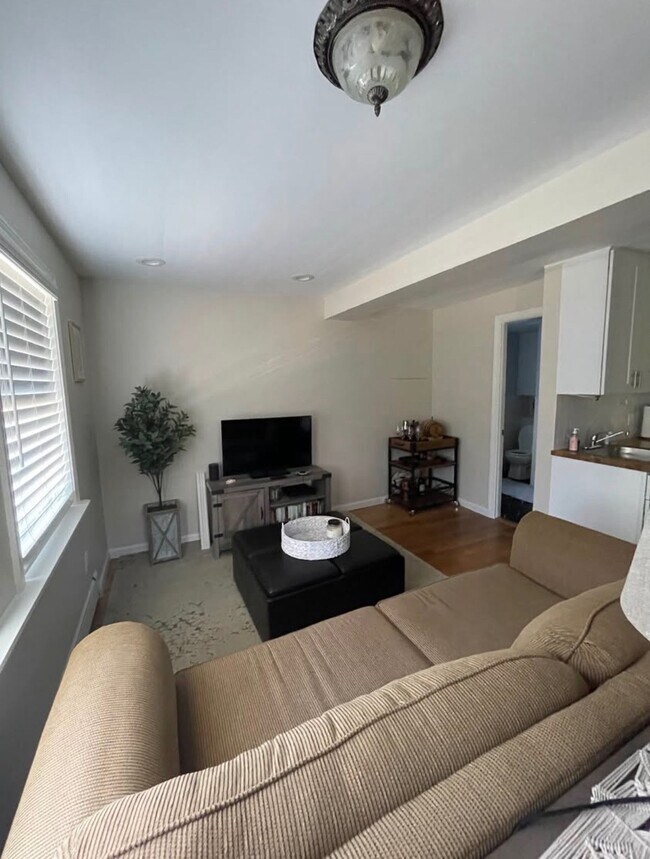 224 Commerce St Unit B, Hawthorne, NY 10532