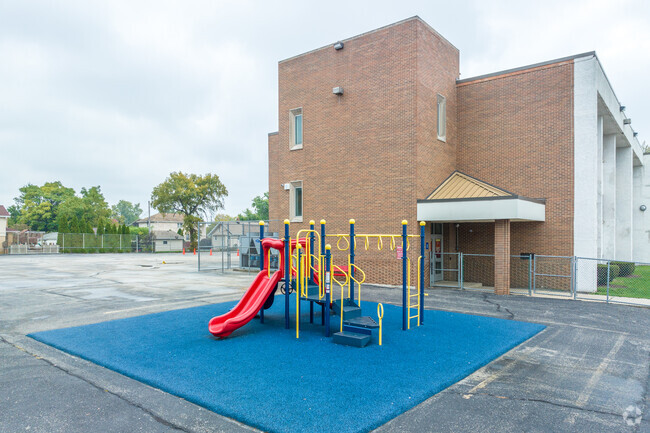 Grant Elementary School has 314 students.