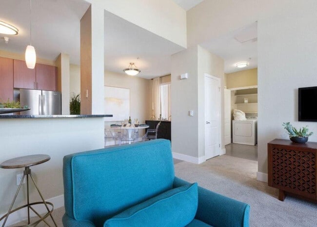 2205 Bridgepointe Pkwy unit ID1355267P, San Mateo, CA 94404 - photo 7