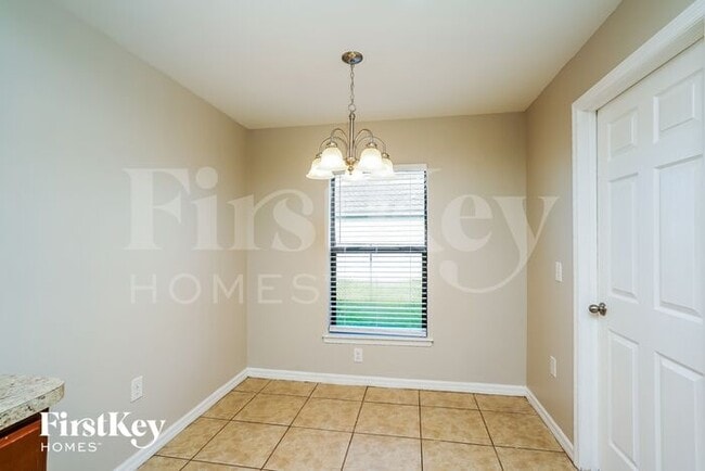 716 Evening Shade Ln, Lehigh Acres, FL 33974 - photo 4