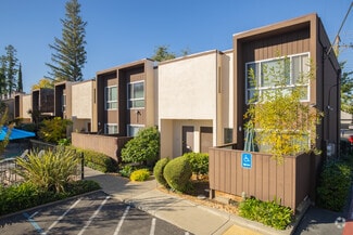 2820 Walnut Ave, Carmichael, CA 95608