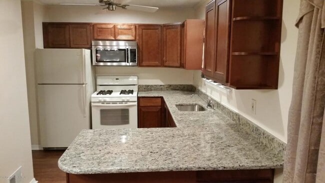 744 Spray Ave, Beachwood, NJ 08722 - photo 3