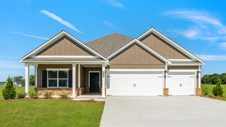 306 Heritage Way, Headland, AL 36345