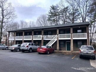 1025 Klyce St Unit 1, Eden, NC 27288