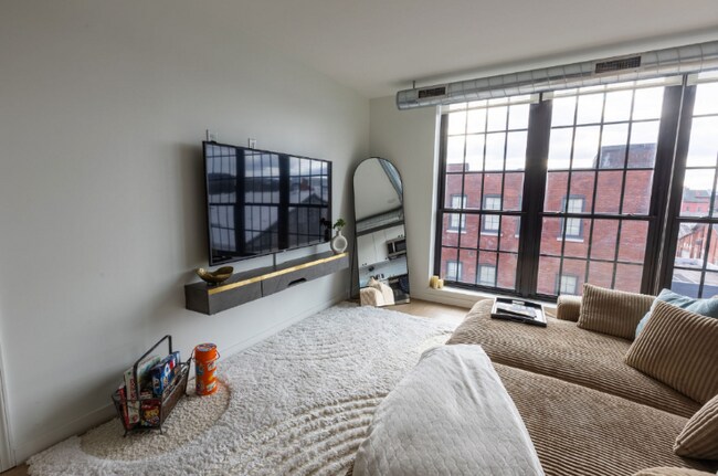 Mulberry Lofts, Pittsburgh, PA 15201 - photo 3