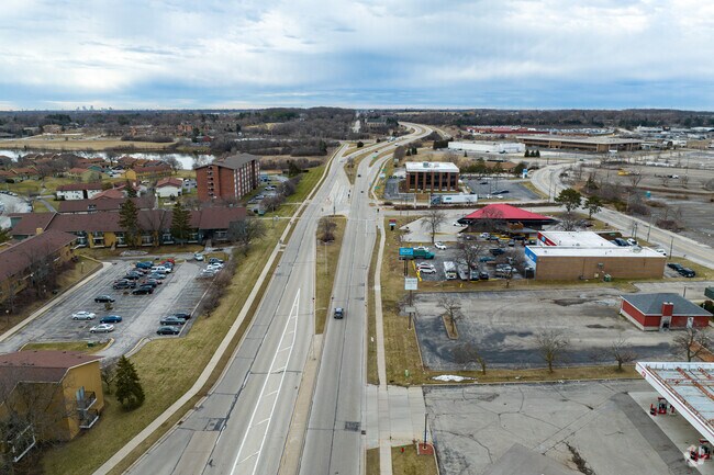 Northridge is roughly equidistant to Interstates 43 and 45.