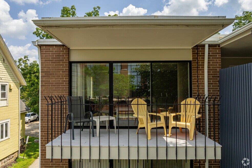 Across From UofM Campus - 1313 S State St