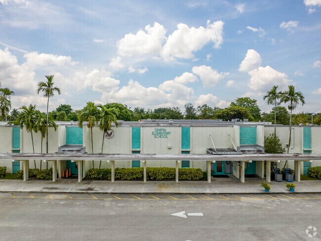 Welcome to Griffin Elementary School in Cooper City, FL.