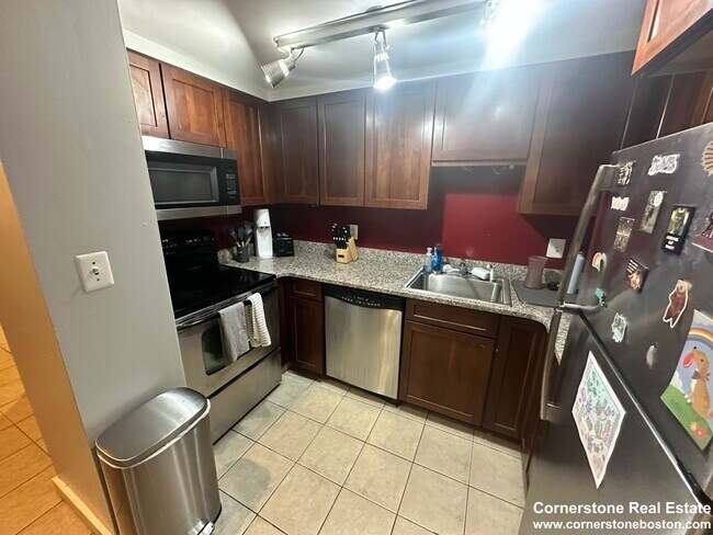 28 Symphony Rd unit 1, Boston, MA 02115 - photo 7