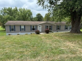 1336 Mars Evans City Rd, Evans City, PA 16033