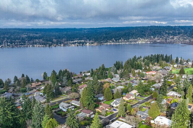 Lake Washington is accessible for residents of the Fairfield Coalfield neighborhood.