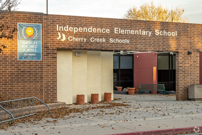Students and teachers love Independence Elementary School in Aurora, Colorado.