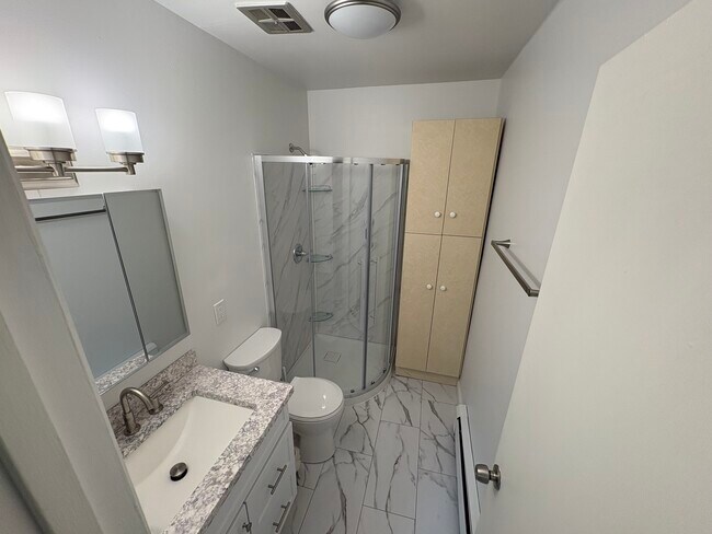 23 Pilgrim Dr unit 1, Port Jefferson, NY 11777 - photo 6