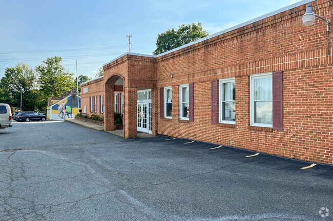 Elk Hill Charlottesville School