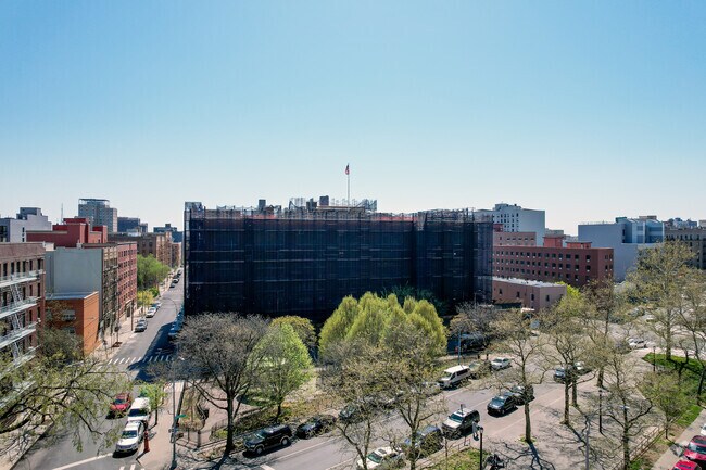 PS 67 The Mohegan School: Neighborhood School serves Grades 3-K through 5.