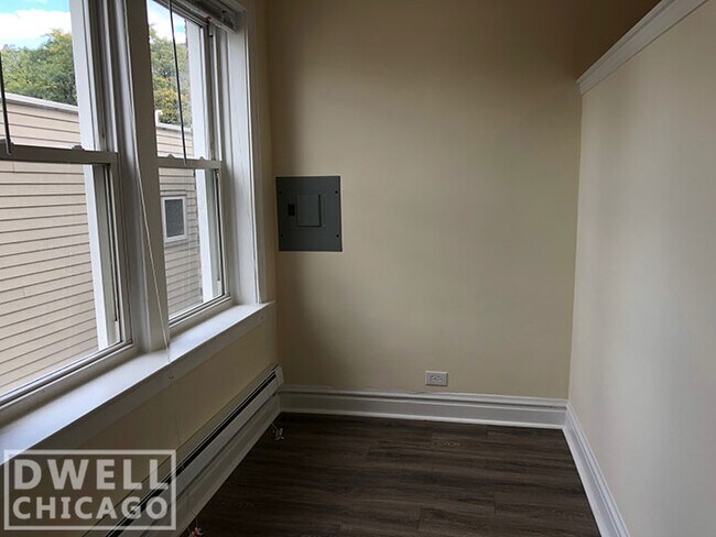 2934 W Palmer St unit 2, Chicago, IL 60647 - photo 3