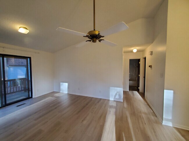 3 Baytree Ct unit B, Durham, NC 27705 - photo 4