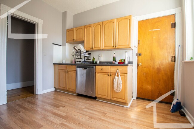 16 Glenville Ave unit 3, Allston, MA 02134 - photo 2