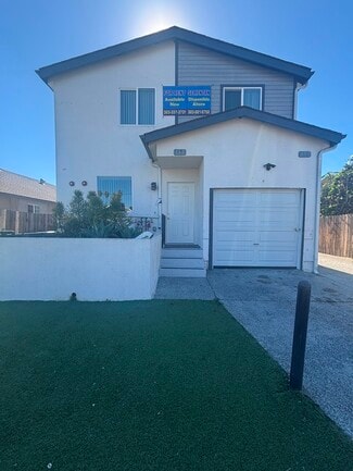 148 W 79th St, Los Angeles, CA 90003