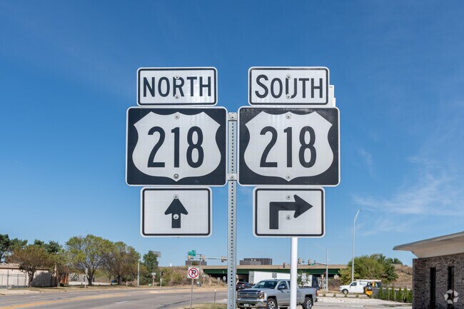 Residents of the Edison neighborhood can get to downtown easily via Route 218.