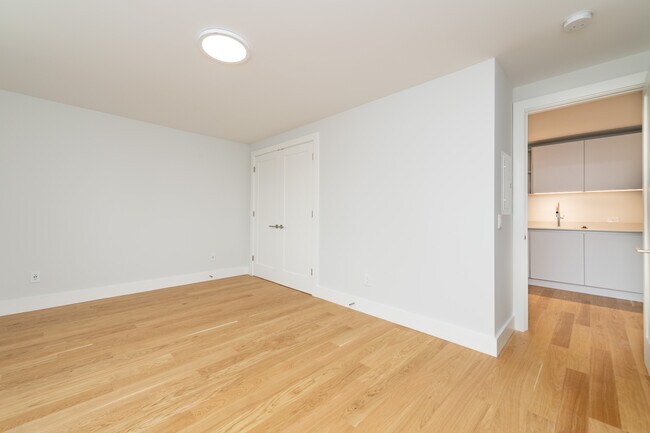 170 Summer St unit 4, Somerville, MA 02143 - photo 7