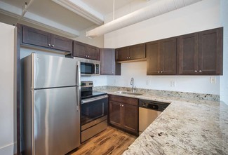 844-850 W St Clair Ave, Cleveland, OH 44113