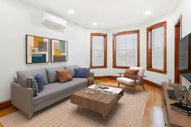 3115 N Davlin Ct unit 3, Chicago, IL 60618 - photo 2