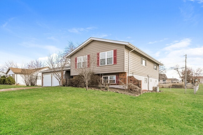 2706 Yaeger Rd, Saint Louis, MO 63129 - photo 6