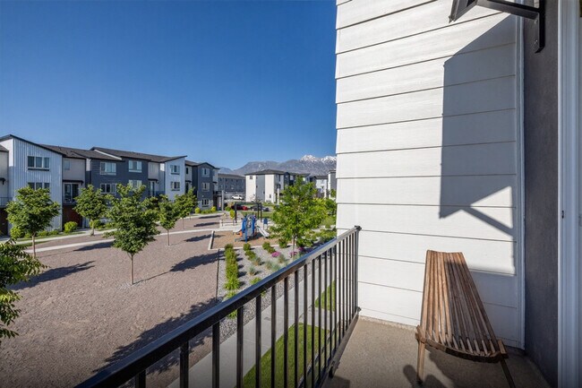 1024 W 400 S unit ID1249878P, American Fork, UT 84003 - photo 6