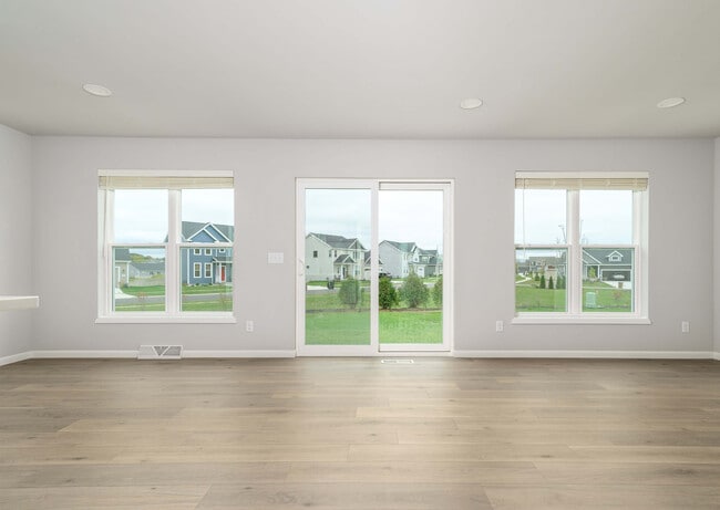 35 Spittlebug Cir, Madison, WI 53718 - photo 2