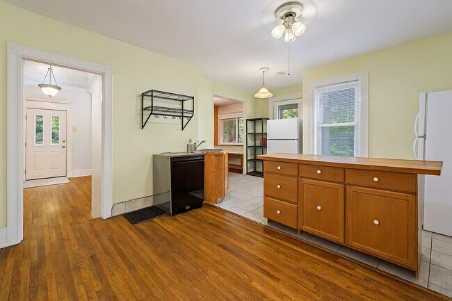 402 University Ave unit 1, Ithaca, NY 14850 - photo 7