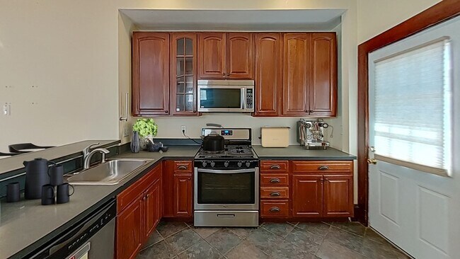 Pictures are representative samples of the advertised unit. In some cases, the actual units you tour