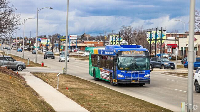 Hop on the bus from Clayton Crest and be in downtown Milwaukee in minutes.
