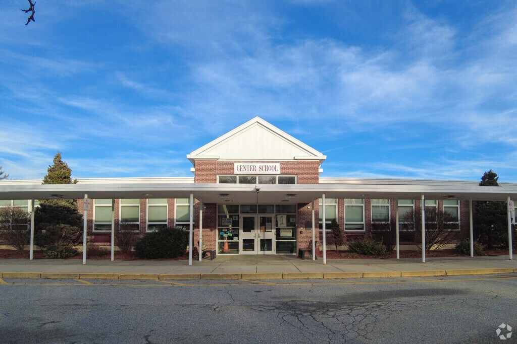 Center Elementary School in Chelmsford has an overall grade of A- on Niche.