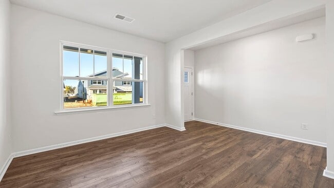 1621 Yarrow Ln, Lyman, SC 29365 - photo 4